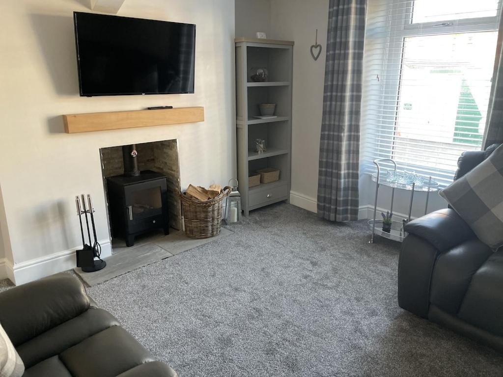 Quirky Cottage In The Centre Of Penrith With A Hot Tub Eksteriør bilde